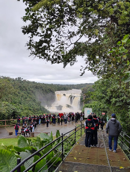 VISITA A LA REPRESA ITAIPÚ Y EL SALTO MONDAY