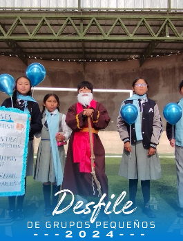 DESFILE DE GRUPOS PEQUEÑOS