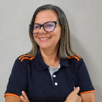 Elenelda de Lemos Alves