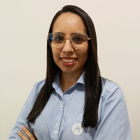 Fabíola de Souza Ferreira Schliech