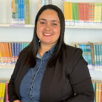 Francine Lins Camargo