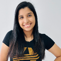 Eduarda Lustosa de Carvalho Santos Valadares