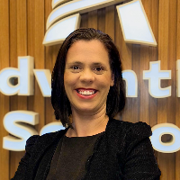 Elaine Santos