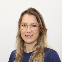 Viviane Souza Longaray Verissimo