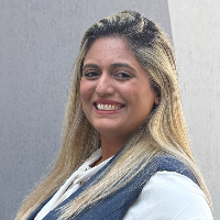 Caroline Percio - Orientadora Educacional F2