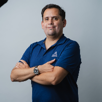 Víctor Hernández