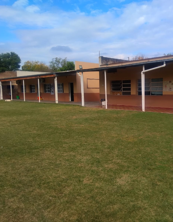 Nivel Primario, Patio y Aulas