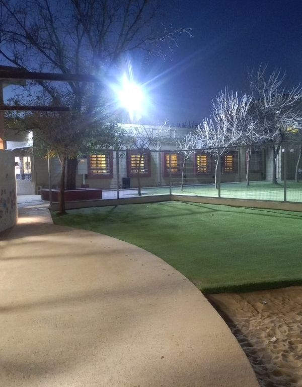 Nueva iluminación del patio externo