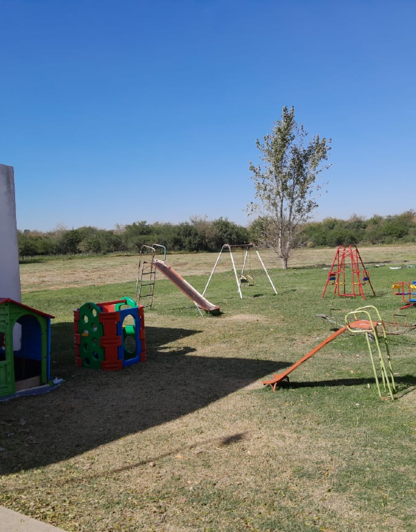 Patio de juegos y actividades físicas