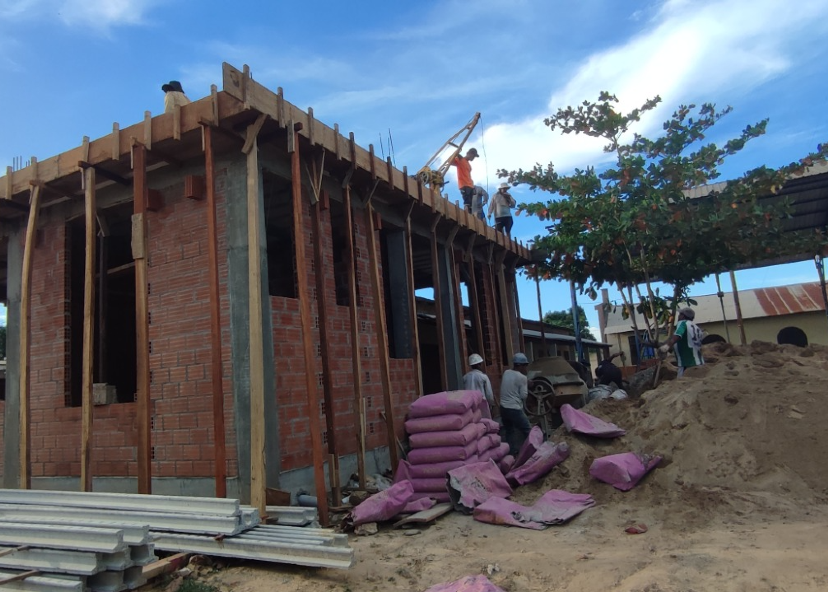 Construcción de la UEASB