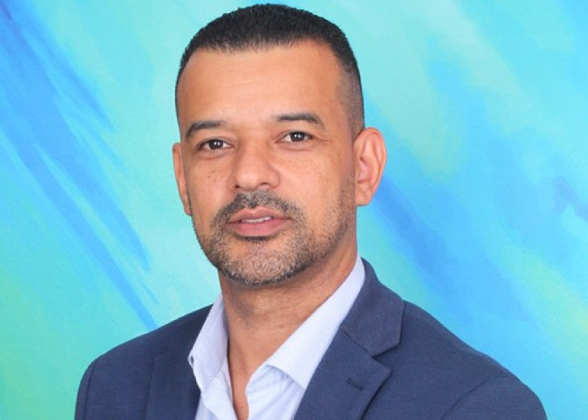 Professor Sadraque Pereira Santos