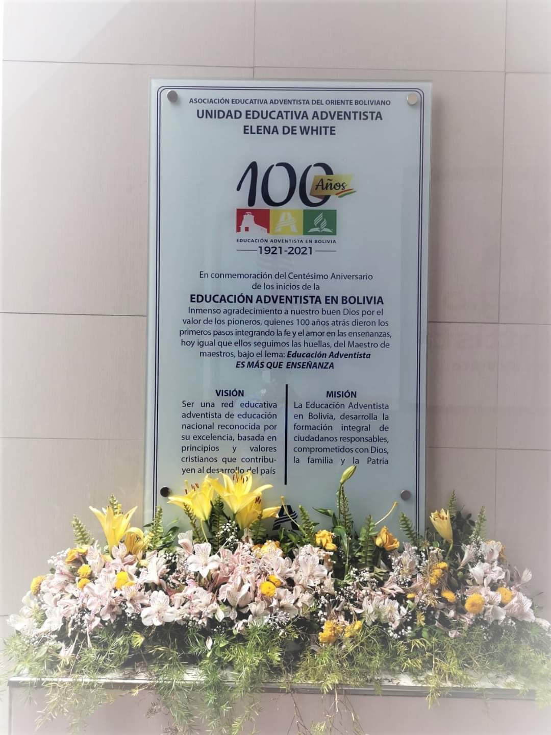 100 AÑOS DE LA EDUCACIÓN EN BOLIVIA